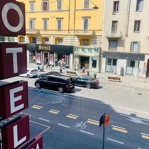  Otel Aurora